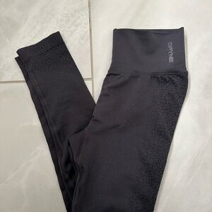Dfyne Charcoal Gray and Black Leggings - Size Small